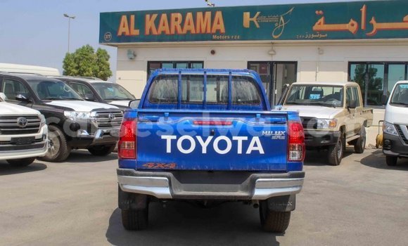 Acheter Import Voiture Toyota Hilux Bleu à Import - Dubai, East Mahé Acheter Import Voiture Toyota Hilux Bleu à Import - Dubai, East Mahé