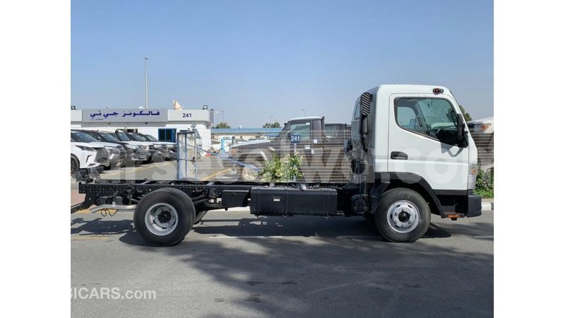 Big with watermark mitsubishi i east mahe import dubai 6001