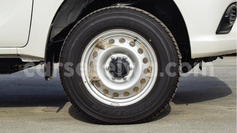 Big with watermark toyota hilux east mahe import dubai 6002