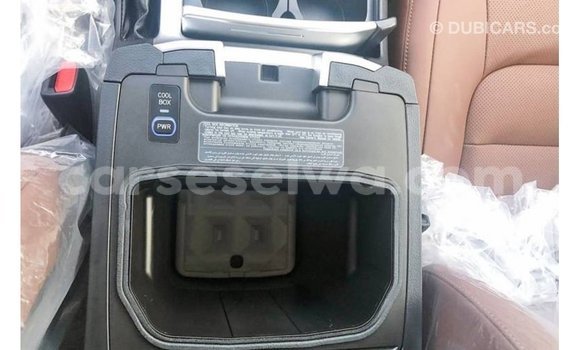 Buy Import Toyota Land Cruiser Black Car in Import - Dubai in East Mahé Buy Import Toyota Land Cruiser Black Car in Import - Dubai in East Mahé