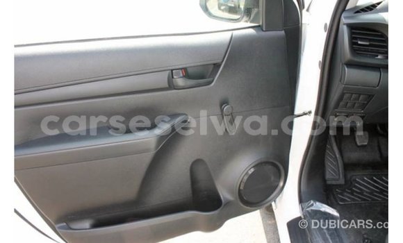 Buy Import Toyota Hilux White Car in Import - Dubai in East Mahé Buy Import Toyota Hilux White Car in Import - Dubai in East Mahé