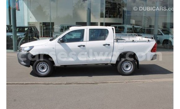 Buy Import Toyota Hilux White Car in Import - Dubai in East Mahé Buy Import Toyota Hilux White Car in Import - Dubai in East Mahé