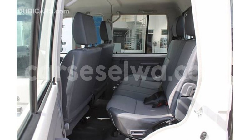 Big with watermark toyota land cruiser east mahe import dubai 6008