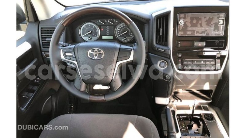 Big with watermark toyota land cruiser east mahe import dubai 6009