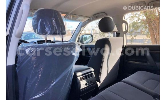 Buy Import Toyota Land Cruiser Black Car in Import - Dubai in East Mahé Buy Import Toyota Land Cruiser Black Car in Import - Dubai in East Mahé