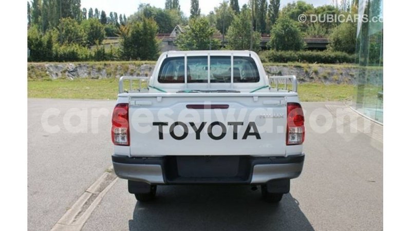 Big with watermark toyota hilux east mahe import dubai 6011