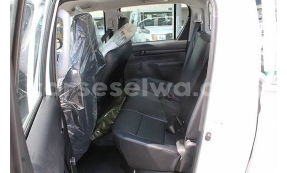 Buy Import Toyota Hilux White Car in Import - Dubai in East Mahé Buy Import Toyota Hilux White Car in Import - Dubai in East Mahé