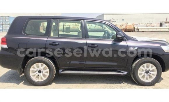 Buy Import Toyota Land Cruiser Black Car in Import - Dubai in East Mahé Buy Import Toyota Land Cruiser Black Car in Import - Dubai in East Mahé