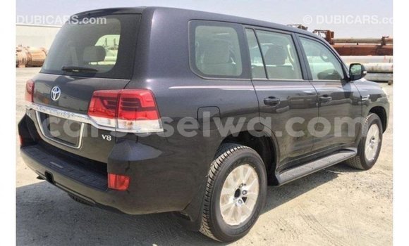 Buy Import Toyota Land Cruiser Black Car in Import - Dubai in East Mahé Buy Import Toyota Land Cruiser Black Car in Import - Dubai in East Mahé