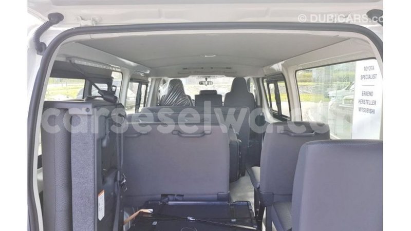 Big with watermark toyota hiace east mahe import dubai 6018