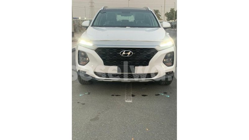 Big with watermark hyundai santa fe east mahe import dubai 6020