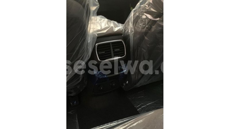 Big with watermark hyundai santa fe east mahe import dubai 6020