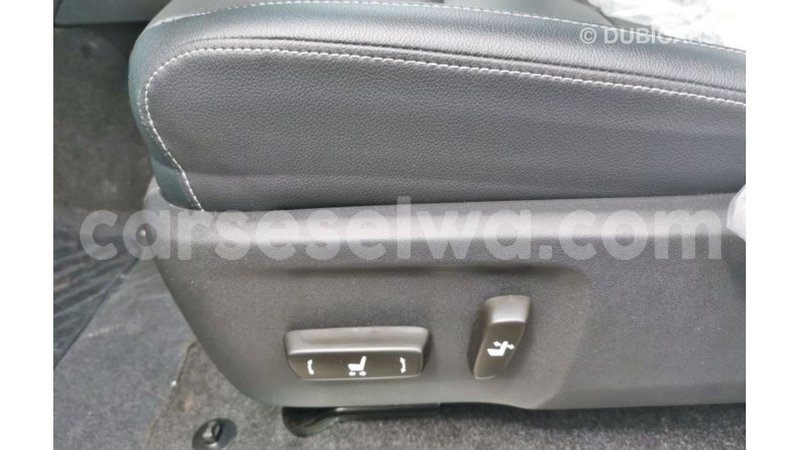 Big with watermark toyota hilux east mahe import dubai 6021