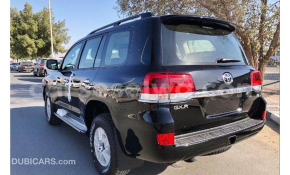 Buy Import Toyota Land Cruiser Black Car in Import - Dubai in East Mahé Buy Import Toyota Land Cruiser Black Car in Import - Dubai in East Mahé