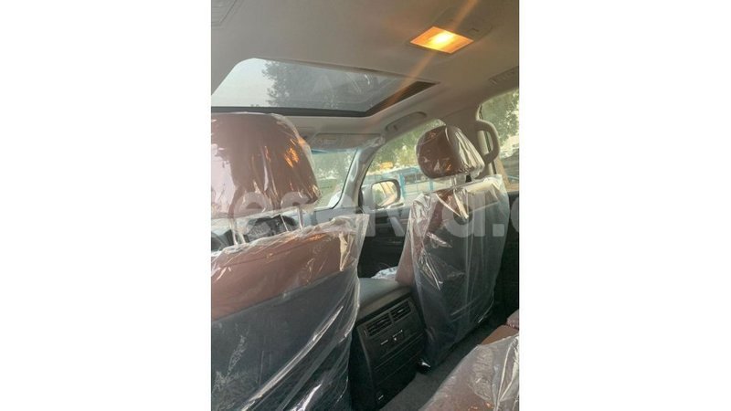 Big with watermark toyota land cruiser east mahe import dubai 6023