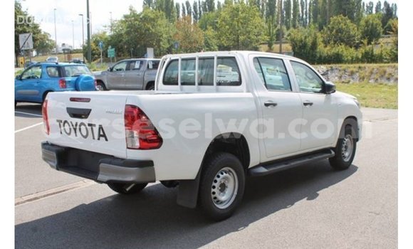 Buy Import Toyota Hilux White Car in Import - Dubai in East Mahé Buy Import Toyota Hilux White Car in Import - Dubai in East Mahé