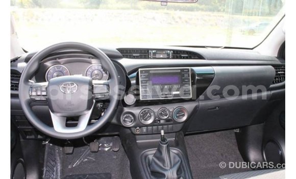 Buy Import Toyota Hilux White Car in Import - Dubai in East Mahé Buy Import Toyota Hilux White Car in Import - Dubai in East Mahé