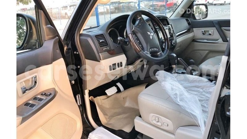 Big with watermark mitsubishi pajero east mahe import dubai 6026