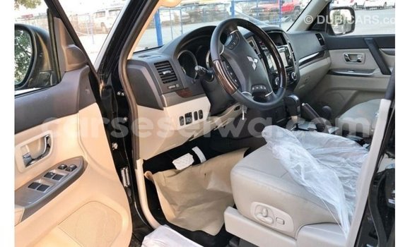 Buy Import Mitsubishi Pajero Black Car in Import - Dubai in East Mahé Buy Import Mitsubishi Pajero Black Car in Import - Dubai in East Mahé