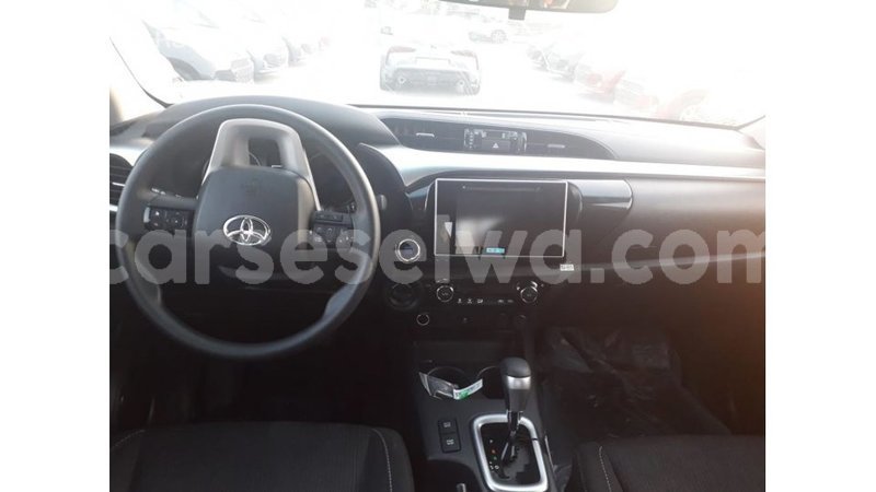 Big with watermark toyota hilux east mahe import dubai 6027