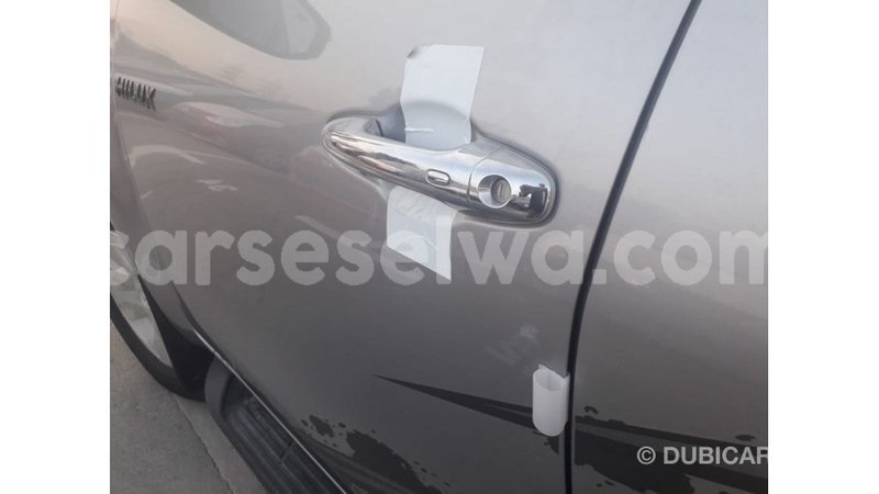 Big with watermark toyota hilux east mahe import dubai 6027