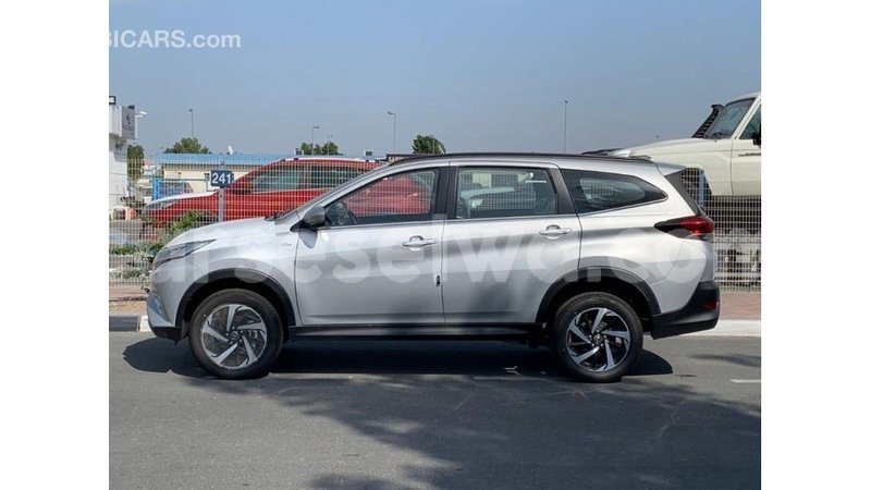 Big with watermark toyota rush east mahe import dubai 6029