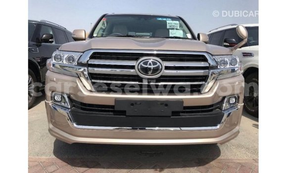 Buy Import Toyota Land Cruiser Other Car in Import - Dubai in East Mahé Buy Import Toyota Land Cruiser Other Car in Import - Dubai in East Mahé