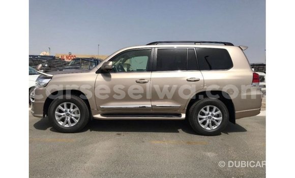 Buy Import Toyota Land Cruiser Other Car in Import - Dubai in East Mahé Buy Import Toyota Land Cruiser Other Car in Import - Dubai in East Mahé