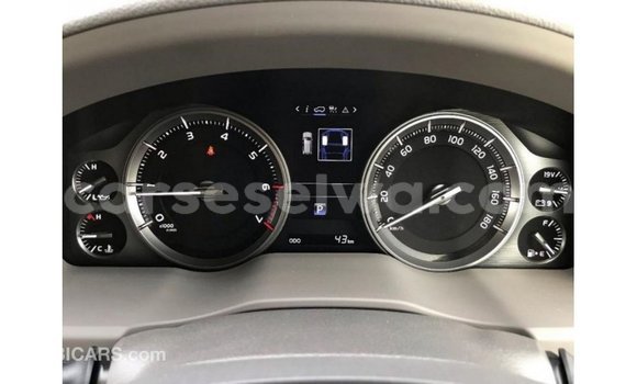 Buy Import Toyota Land Cruiser Other Car in Import - Dubai in East Mahé Buy Import Toyota Land Cruiser Other Car in Import - Dubai in East Mahé