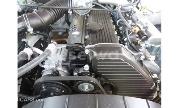 Buy Import Toyota Land Cruiser White Car in Import - Dubai in East Mahé Buy Import Toyota Land Cruiser White Car in Import - Dubai in East Mahé