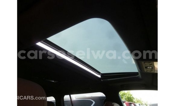 Acheter Import Voiture Toyota Land Cruiser Noir à Import - Dubai, East Mahé Acheter Import Voiture Toyota Land Cruiser Noir à Import - Dubai, East Mahé