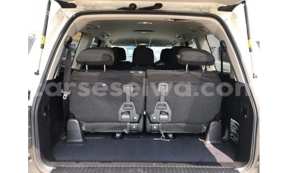 Buy Import Toyota Land Cruiser White Car in Import - Dubai in East Mahé Buy Import Toyota Land Cruiser White Car in Import - Dubai in East Mahé