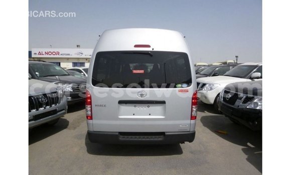 Acheter Import Voiture Toyota Hiace Autre à Import - Dubai, East Mahé Acheter Import Voiture Toyota Hiace Autre à Import - Dubai, East Mahé