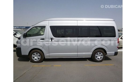 Acheter Import Voiture Toyota Hiace Autre à Import - Dubai, East Mahé Acheter Import Voiture Toyota Hiace Autre à Import - Dubai, East Mahé