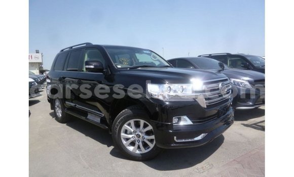 Buy Import Toyota Land Cruiser Black Car in Import - Dubai in East Mahé Buy Import Toyota Land Cruiser Black Car in Import - Dubai in East Mahé