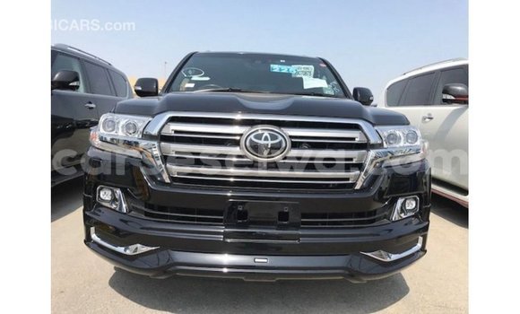 Buy Import Toyota Land Cruiser Black Car in Import - Dubai in East Mahé Buy Import Toyota Land Cruiser Black Car in Import - Dubai in East Mahé