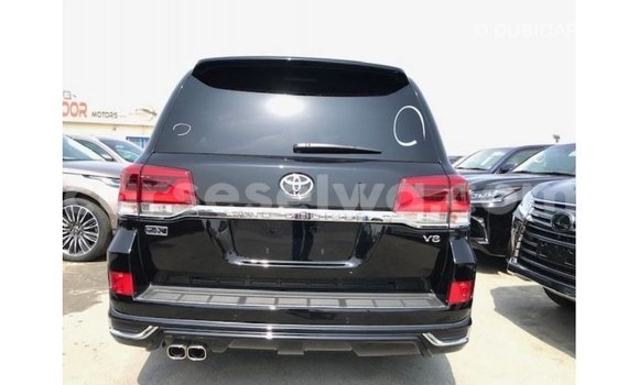 Buy Import Toyota Land Cruiser Black Car in Import - Dubai in East Mahé Buy Import Toyota Land Cruiser Black Car in Import - Dubai in East Mahé