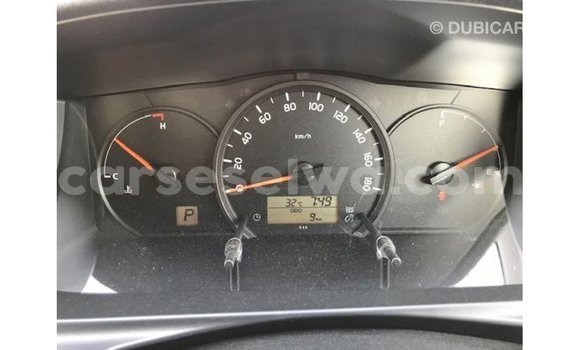 Acheter Import Voiture Toyota Hiace Blanc à Import - Dubai, East Mahé Acheter Import Voiture Toyota Hiace Blanc à Import - Dubai, East Mahé