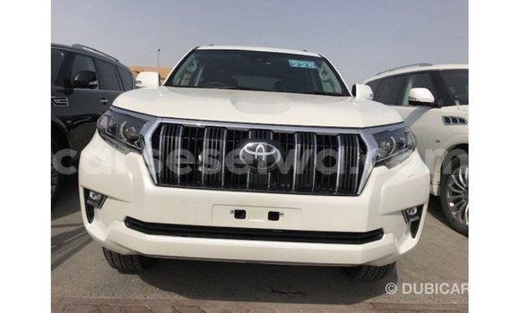 Acheter Import Voiture Toyota Prado Blanc à Import - Dubai, East Mahé Acheter Import Voiture Toyota Prado Blanc à Import - Dubai, East Mahé