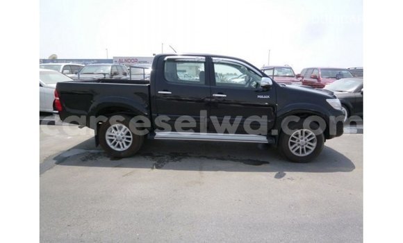 Buy Import Toyota Hilux Black Car in Import - Dubai in East Mahé Buy Import Toyota Hilux Black Car in Import - Dubai in East Mahé