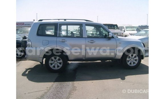 Buy Import Mitsubishi Pajero Other Car in Import - Dubai in East Mahé Buy Import Mitsubishi Pajero Other Car in Import - Dubai in East Mahé