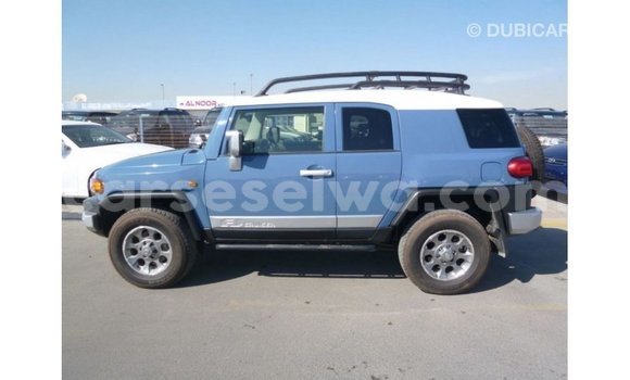 Buy Import Toyota FJ Cruiser Blue Car in Import - Dubai in East Mahé Buy Import Toyota FJ Cruiser Blue Car in Import - Dubai in East Mahé