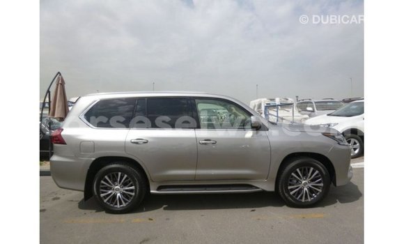 Acheter Import Voiture Lexus LX Autre à Import - Dubai, East Mahé Acheter Import Voiture Lexus LX Autre à Import - Dubai, East Mahé
