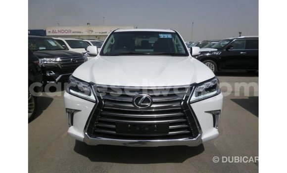 Acheter Import Voiture Lexus LX Blanc à Import - Dubai, East Mahé Acheter Import Voiture Lexus LX Blanc à Import - Dubai, East Mahé