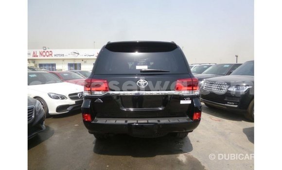 Buy Import Toyota Land Cruiser Black Car in Import - Dubai in East Mahé Buy Import Toyota Land Cruiser Black Car in Import - Dubai in East Mahé