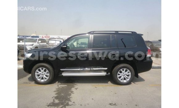 Buy Import Toyota Land Cruiser Black Car in Import - Dubai in East Mahé Buy Import Toyota Land Cruiser Black Car in Import - Dubai in East Mahé