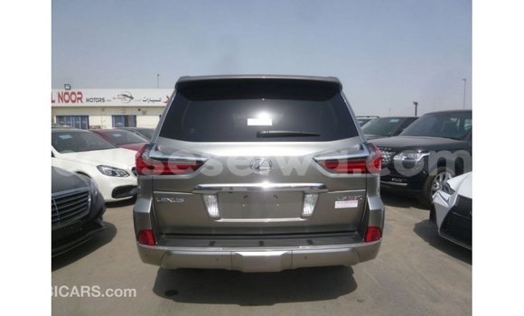 Acheter Import Voiture Lexus LX Autre à Import - Dubai, East Mahé Acheter Import Voiture Lexus LX Autre à Import - Dubai, East Mahé