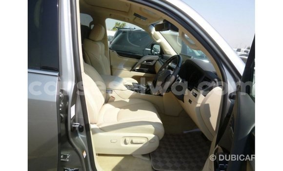 Acheter Import Voiture Lexus LX Autre à Import - Dubai, East Mahé Acheter Import Voiture Lexus LX Autre à Import - Dubai, East Mahé