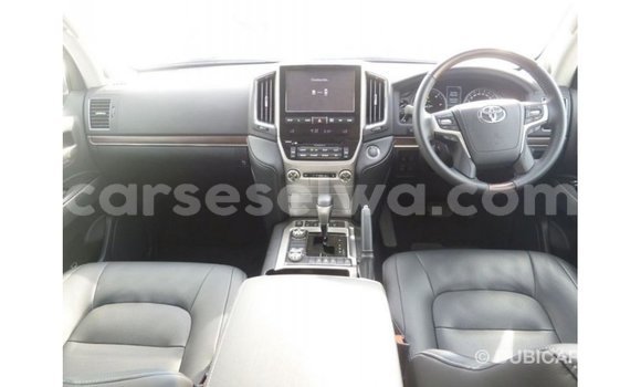 Buy Import Toyota Land Cruiser Black Car in Import - Dubai in East Mahé Buy Import Toyota Land Cruiser Black Car in Import - Dubai in East Mahé