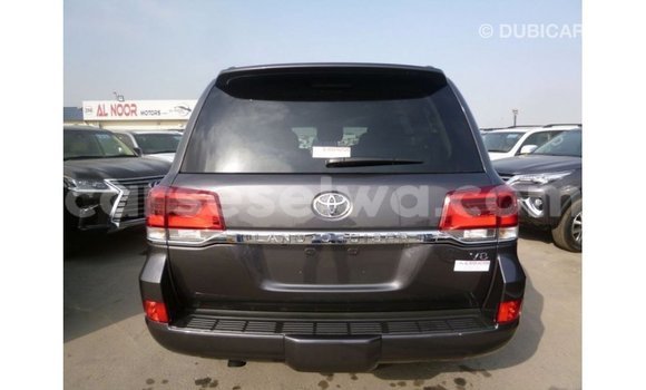 Buy Import Toyota Land Cruiser Other Car in Import - Dubai in East Mahé Buy Import Toyota Land Cruiser Other Car in Import - Dubai in East Mahé